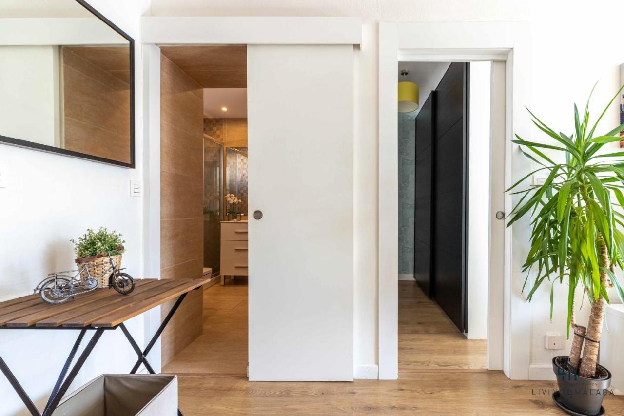 Apartamento En La Playa En Paseo Maritimo Málaga Eksteriør bilde